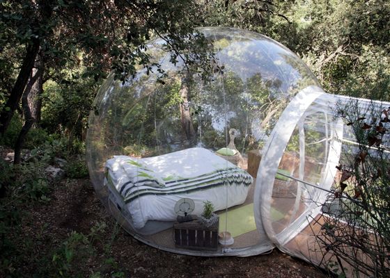 Los hoteles burbuja más baratos de España para disfrutar de las estrellas