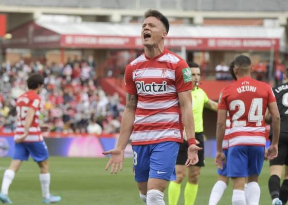Las tres novedades en los entrenamientos del Granada con la mente puesta en El Alcoraz
