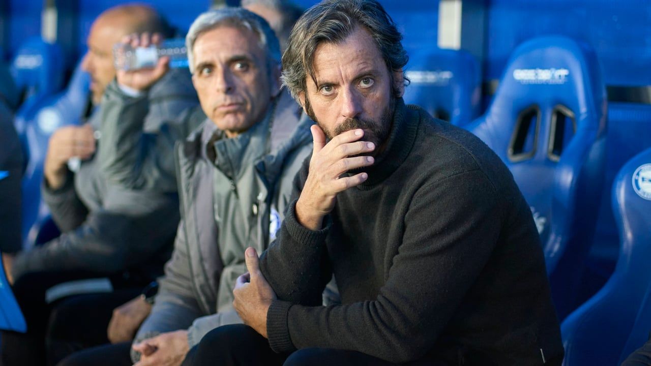 Quique Sánchez Flores pisa el alambre con el Alavés en el peor momento de la temporada