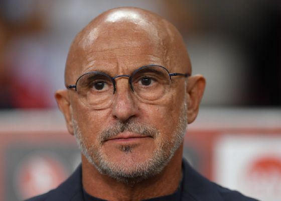 Luis de la Fuente la lía con la lesión de Dani Olmo: “Venía en perfectas condiciones”