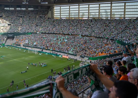 Llamamiento a la afición del Betis para recibir al Oviedo en La Cartuja
