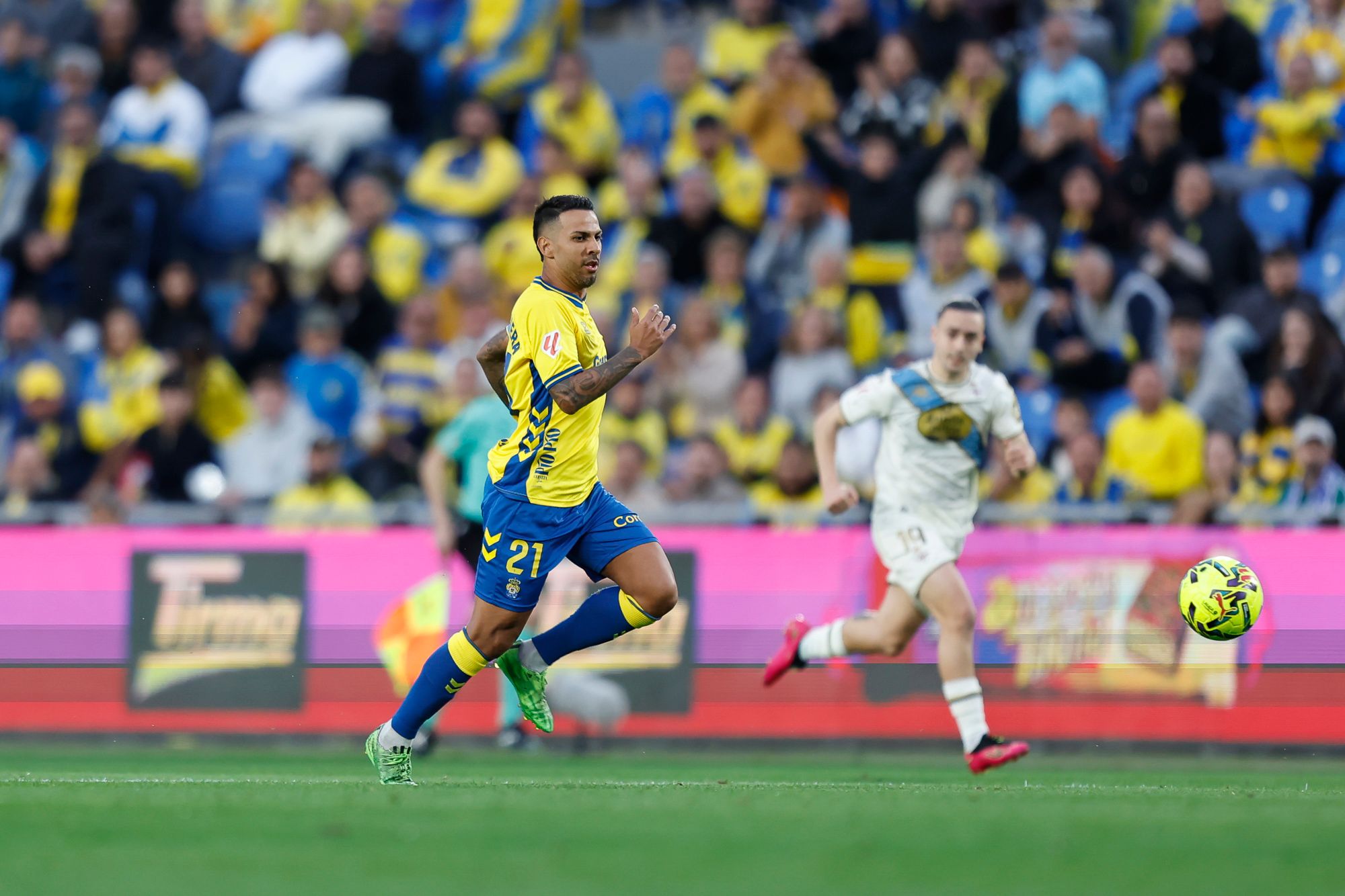Así queda la clasificación de LaLiga Hypermotion, tras los empates de Almería y Deportivo en la jornada 21 de Segunda división
