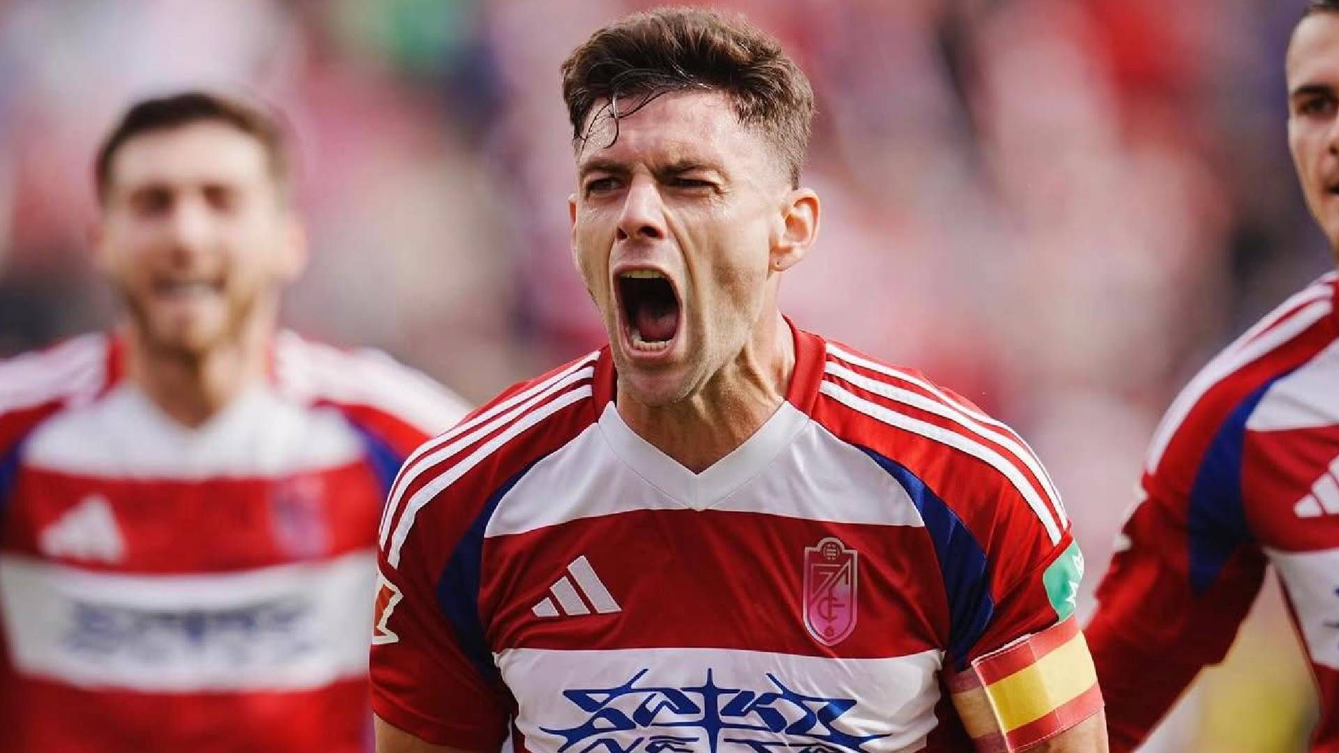 Van a por el fichaje de Lucas Boyé