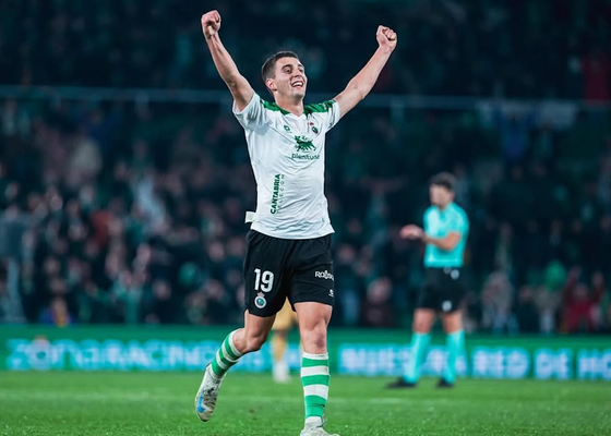 Karrikaburu dice adiós al Racing de Santander tras el final de su cesión