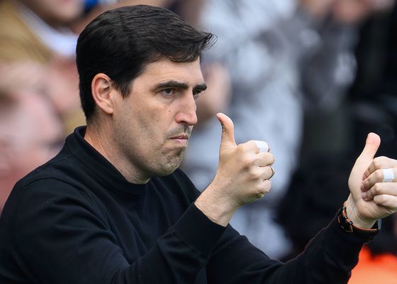 Andoni Iraola rechaza a Chelsea y Manchester United y elige destino dentro de la Premier League