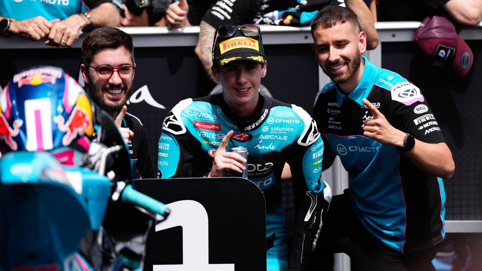 Máximo Quiles es máximo líder en Moto3 y Guevara reina en Moto2