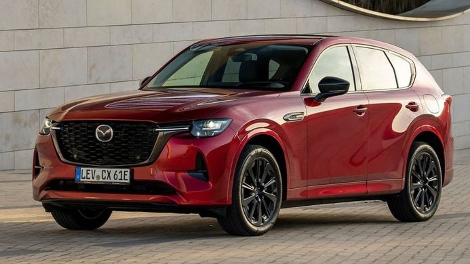 Nuevo Mazda CX-60, preparado para la era de la conectividad y de la electrificación