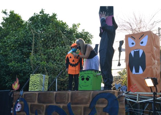 Adéntrate en el Halloween SADUS