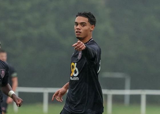 El hijo de Ronaldinho jugará en la Segunda inglesa