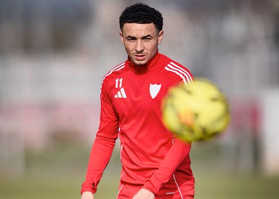 Baja de última hora en la lista del Sevilla con Vargas de protagonista