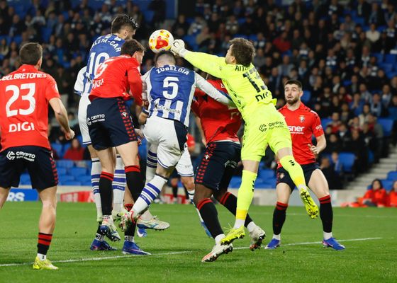 Real Sociedad 2(4)-2(3) Osasuna: Anoeta recupera la sonrisa con Marrero como héroe 