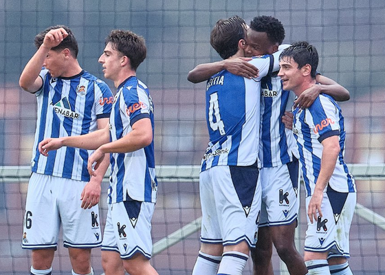 Así queda la clasificación de LaLiga Hypermotion tras el triunfo de Burgos, el tropiezo del Málaga y el descalabro del Castellón en la jornada 29