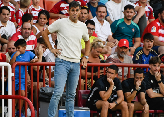Antonio Hidalgo lo tiene hecho con el Deportivo de La Coruña pero Osasuna se entromete 