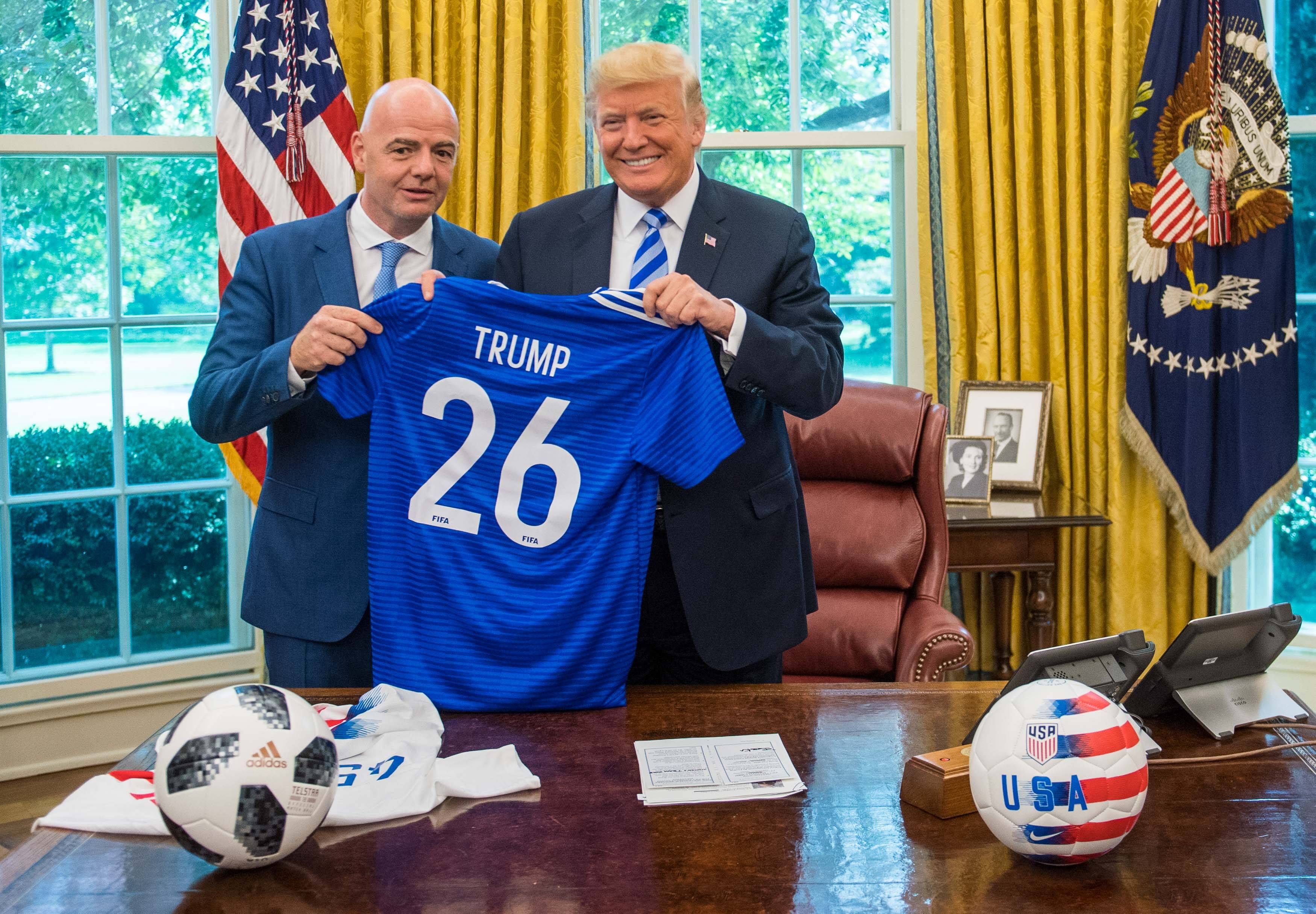 Infantino hace de pacificador antes de Mundial: "Irán va a jugar en los Estados Unidos de América"