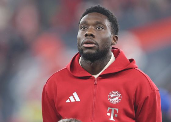 Alphonso Davies, un paso más cerca