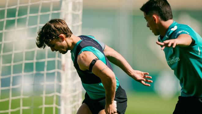 Un nuevo contratiempo eleva a tres las bajas en el Betis para recibir al Oviedo
