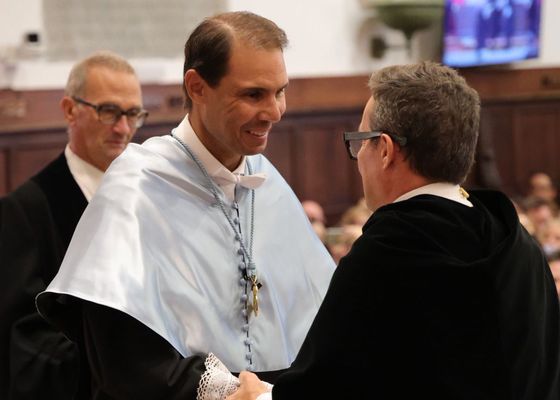 Rafa Nadal, Doctor Honoris Causa y nuevo 'negocio' con la Universidad de Salamanca