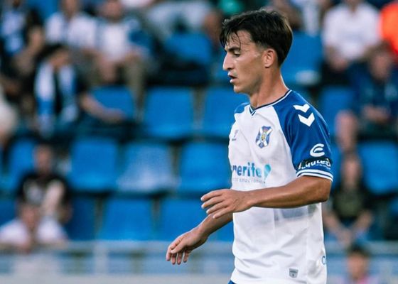 El Racing de Ferrol cierra el fichaje de Aitor Buñuel
