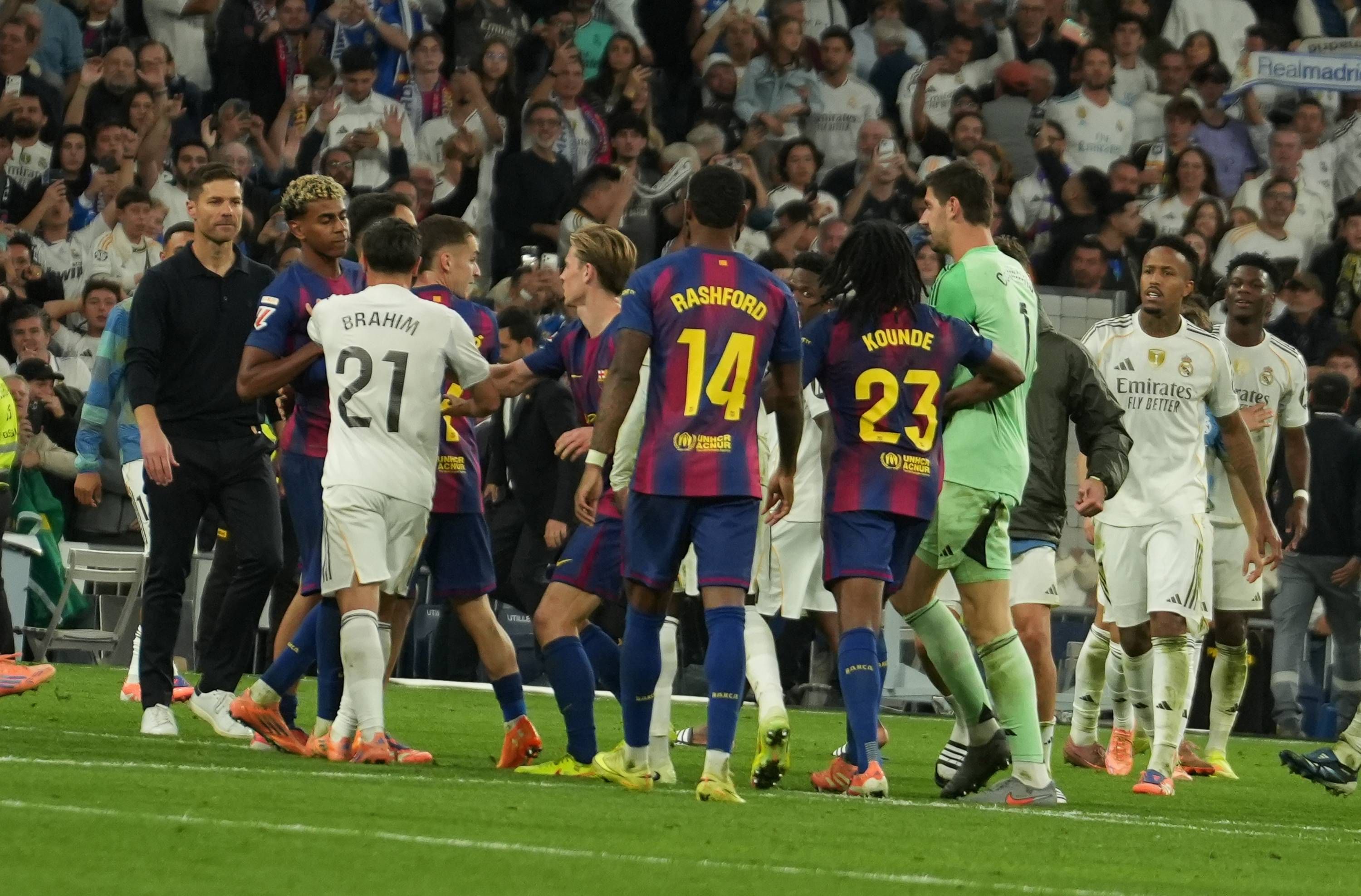 De la Fuente habla por primera vez sobre el fuego entre Carvajal y Lamine Yamal en El Clásico