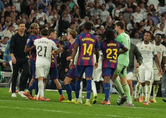 De la Fuente habla por primera vez sobre el fuego entre Carvajal y Lamine Yamal en El Clásico