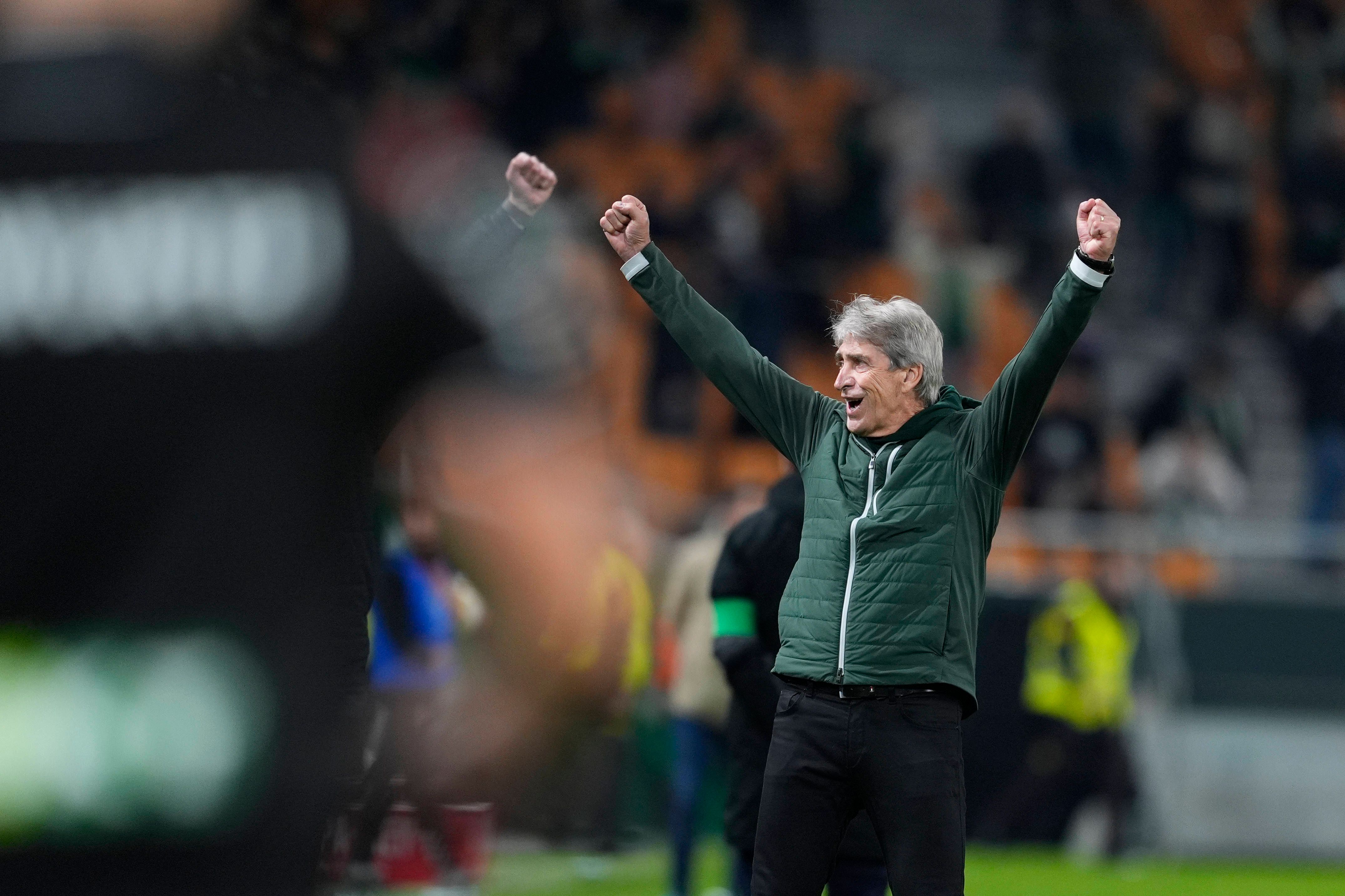 Pellegrini repasa su carrera pero lo tiene claro:﻿ "San Lorenzo, Málaga, Villarreal... pero estos seis años serán inolvidables, por el cariño y la pasión de la afición del Betis"