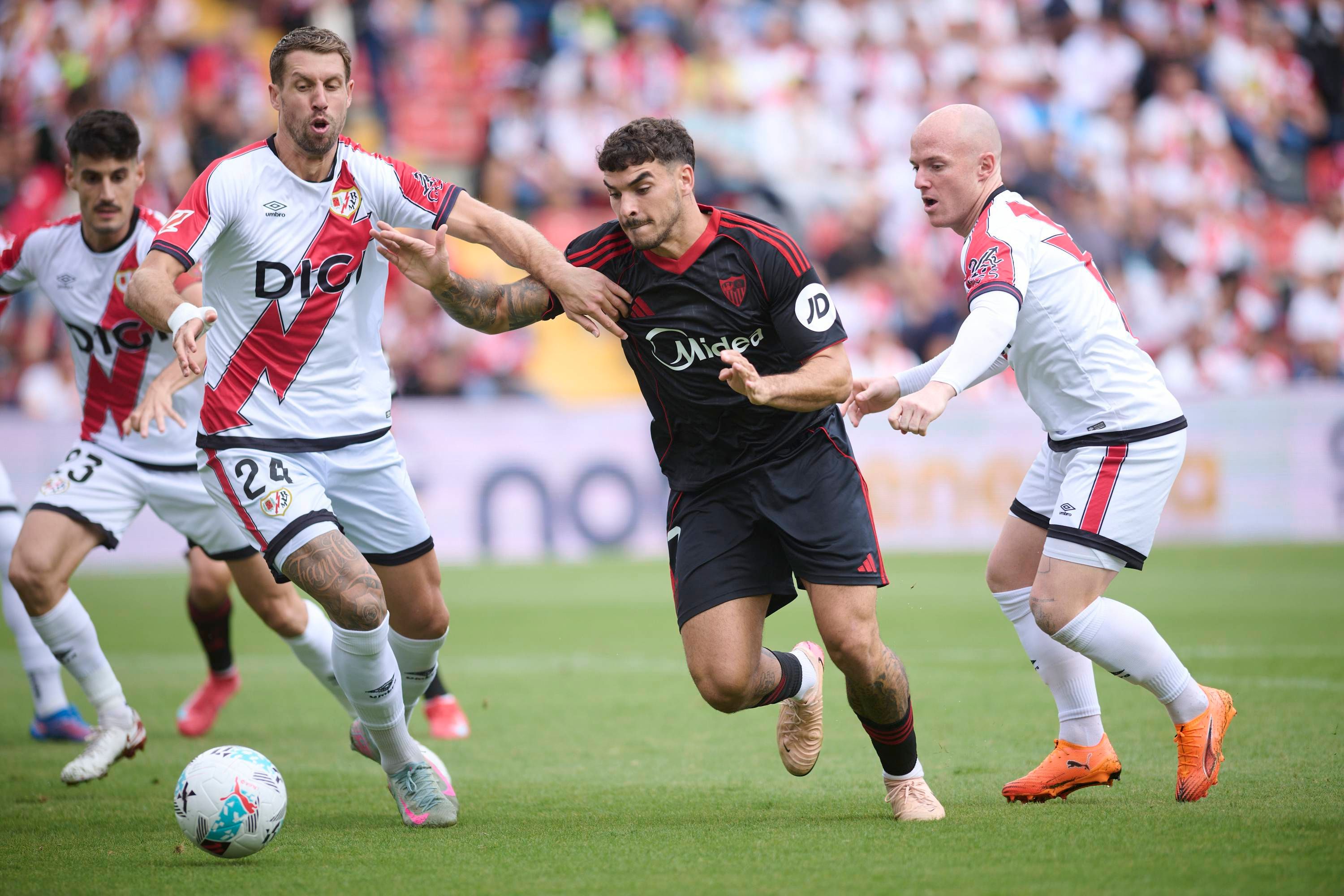 Copa del Rey 2025/26 | Horario, canal y dónde ver hoy en TV y online los partidos de la segunda ronda de Copa: Sevilla, Celta de Vigo, Valencia, Rayo Vallecano...