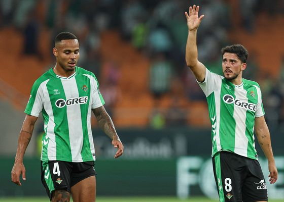 El Betis mete tres nominados entre los mejores futbolistas de la temporada en LaLiga EA Sports