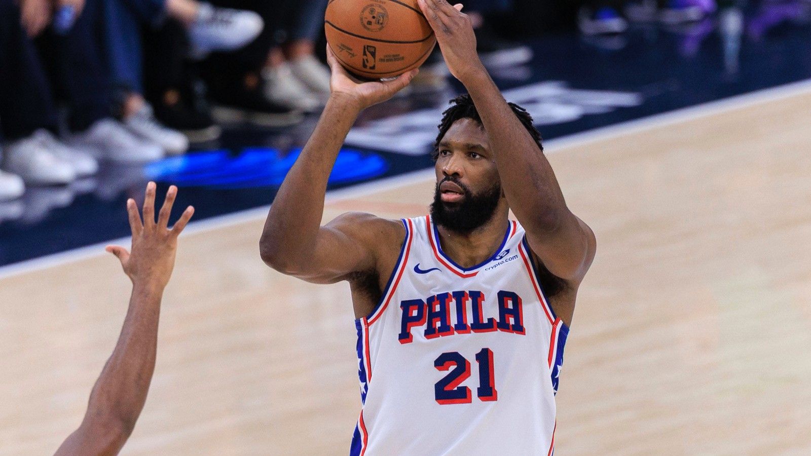 Joel Embiid conquista Boston y pone patas arriba los playoffs de la NBA