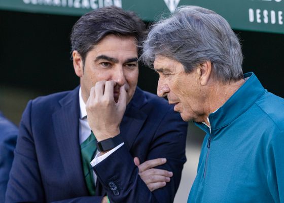 El presidente del Betis, Ángel Haro, saca el extintor en pleno incendio: "Hay que digerir el presente, el futuro ya llegará"