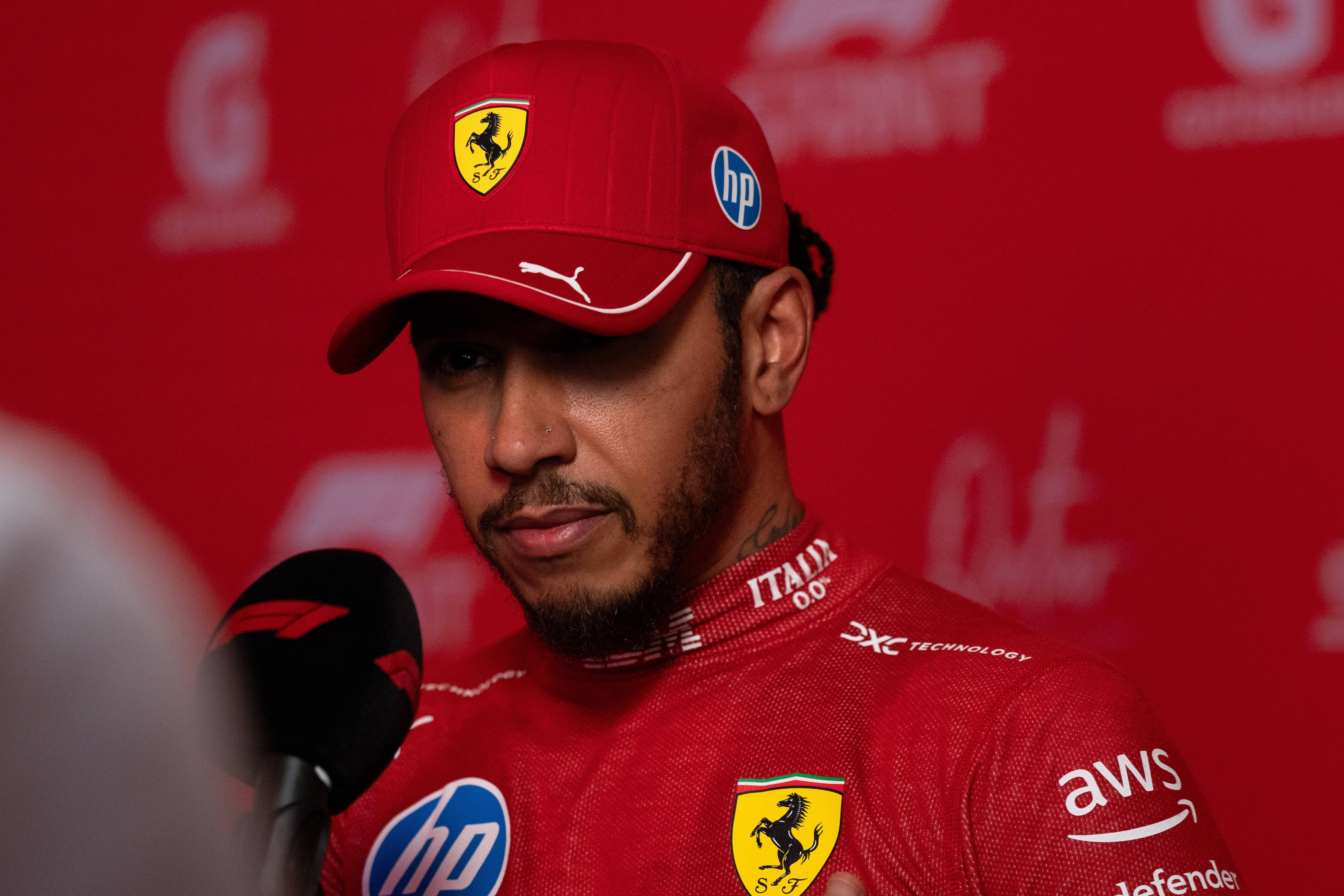 Hamilton no puede más: nuevo batacazo con Ferrari y mensaje desesperado por radio
