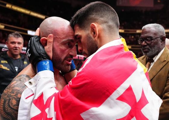 Volkanovski relega a Ilia Topuria