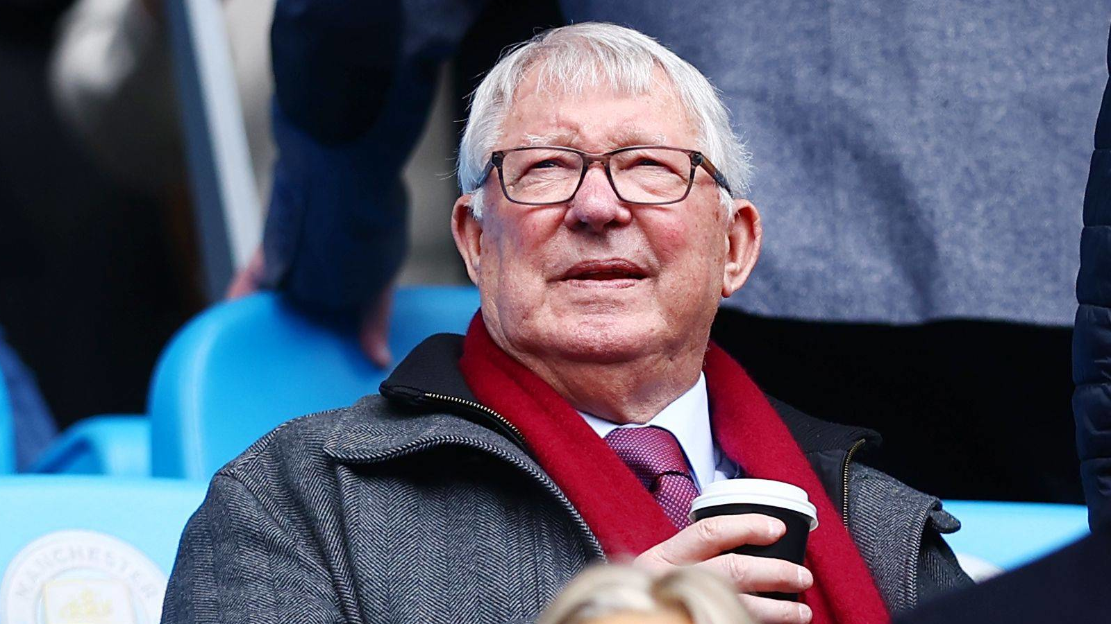 Alex Ferguson, hospitalizado de urgencia cuando asistía al Manchester United - Liverpool