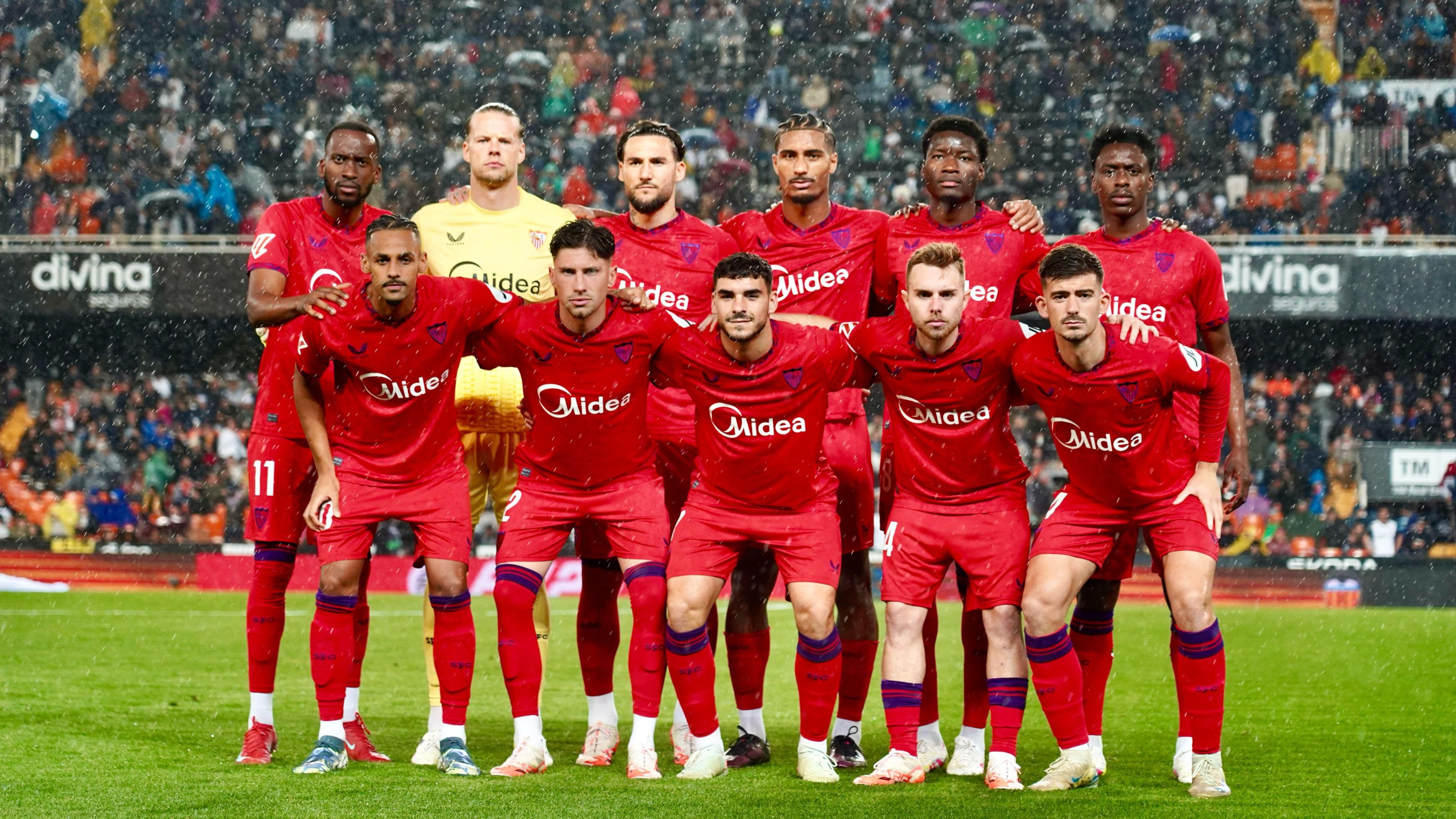 Puntos uno a uno del Sevilla FC en su visita en LaLiga EA Sports al Valencia CF: Nyland sostiene lo insostenible