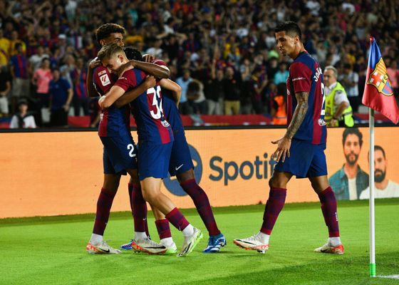 El Milan quiere desarmar la defensa del Barcelona