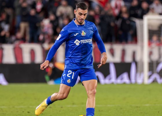 El Sevilla ultima el fichaje de Juan Iglesias, defensor del Getafe, como agente libre