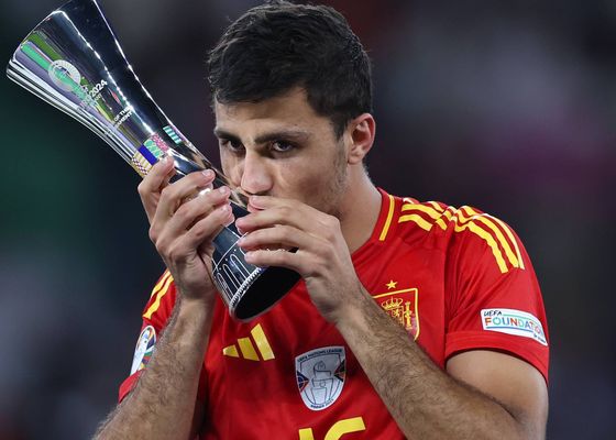 Rodri MVP; Dani Olmo Bota de Oro; Nico Williams el mejor de la Final y Lamine Yamal el mejor joven