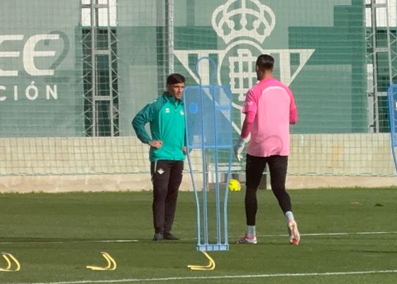 Los verdiblancos afinan su puntería a la espera de novedades