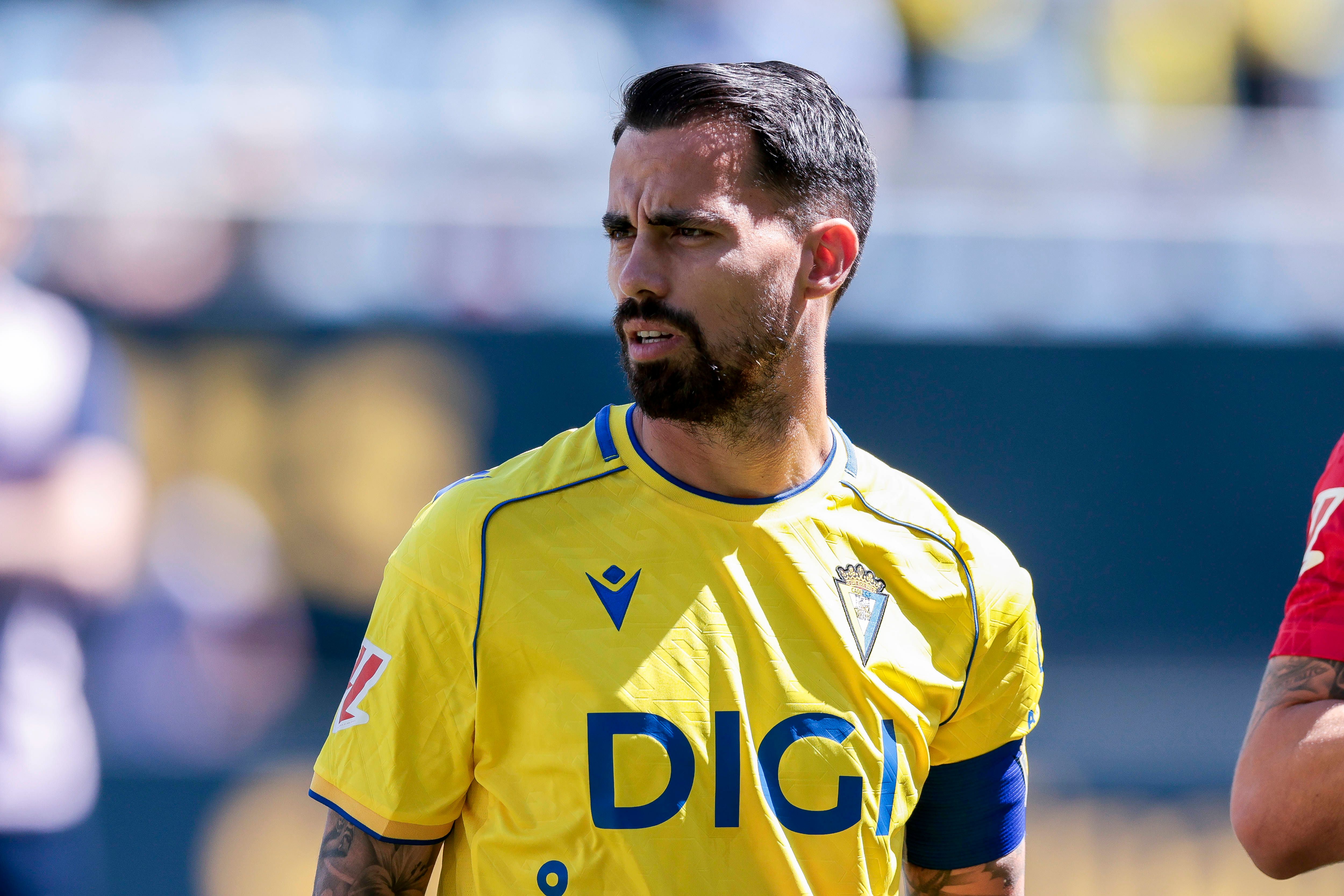 El Cádiz regala entradas: cada abonado podrá retirar cinco al precio de una