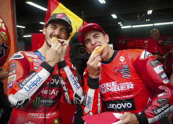 Bagnaia se rinde a Marc Márquez: "Solo él podía hacerlo"