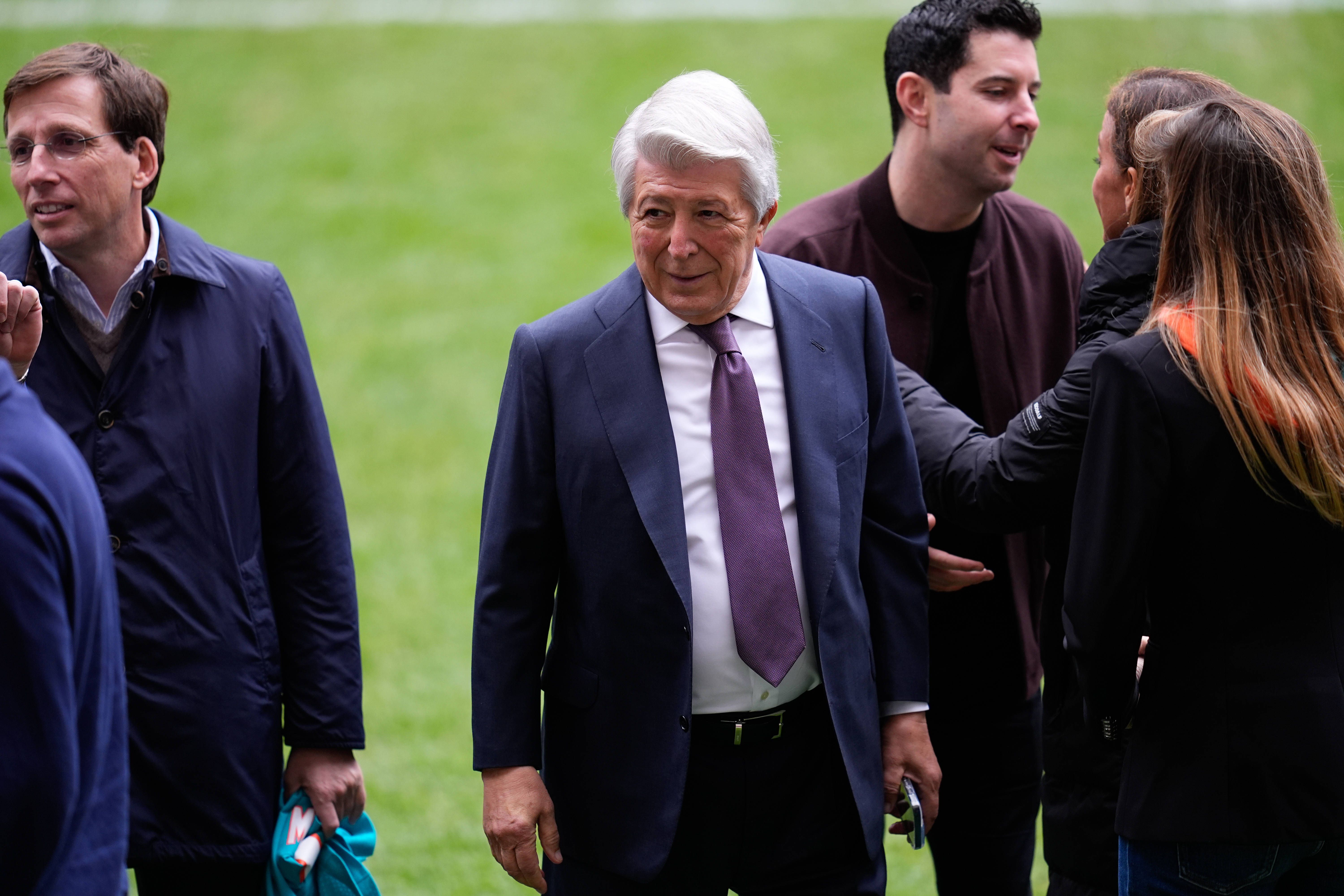 Cerezo no esconde que piensa en la final de Champions: "El camino a Budapest ya lo conocemos"
