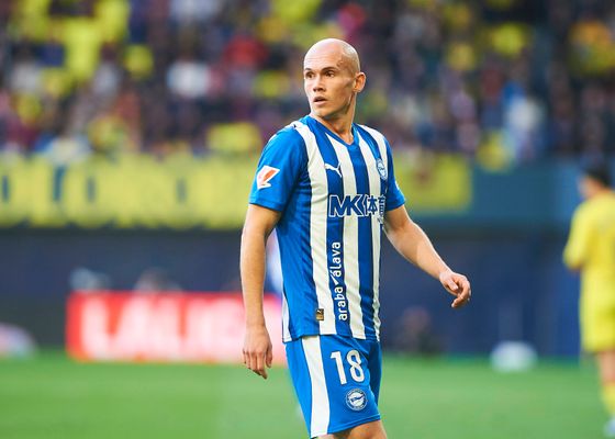Guridi responde a la confianza de Quique Sánchez Flores en el Alavés