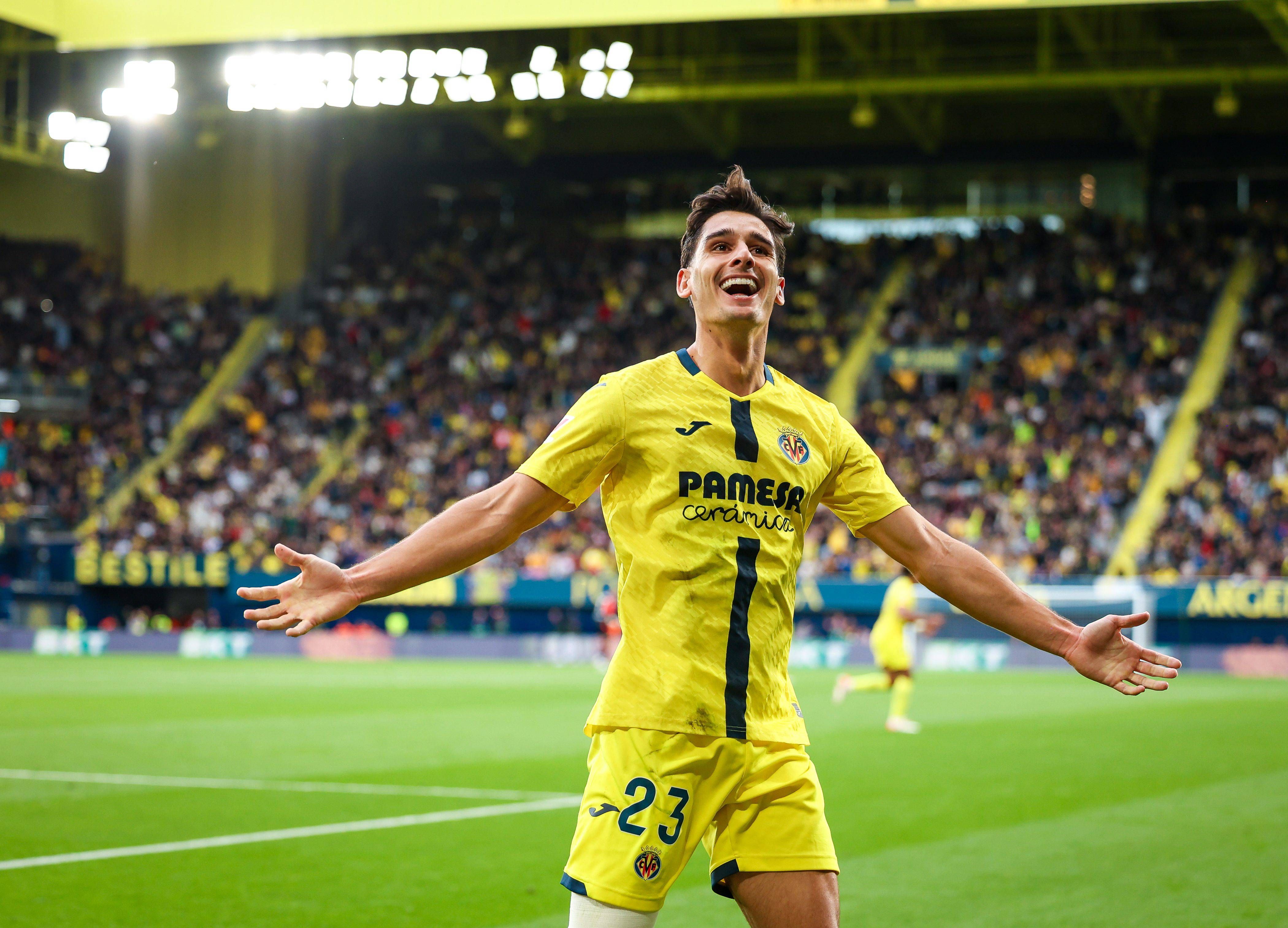 Sergi Cardona saca pecho con el Villarreal: "Hay que valorar lo que estamos haciendo en Liga"
