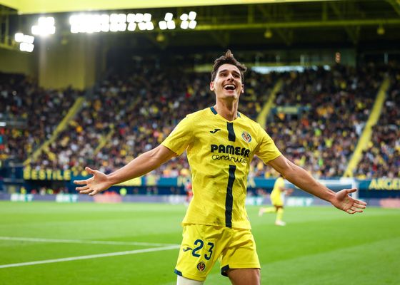 Sergi Cardona saca pecho con el Villarreal: "Hay que valorar lo que estamos haciendo en Liga"