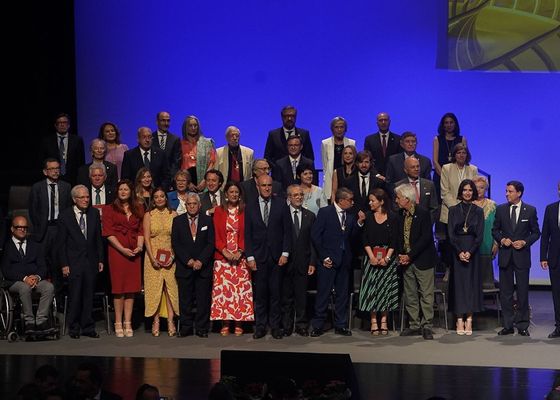 El Ayuntamiento entregó los reconocimientos con motivo del Día de San Fernando