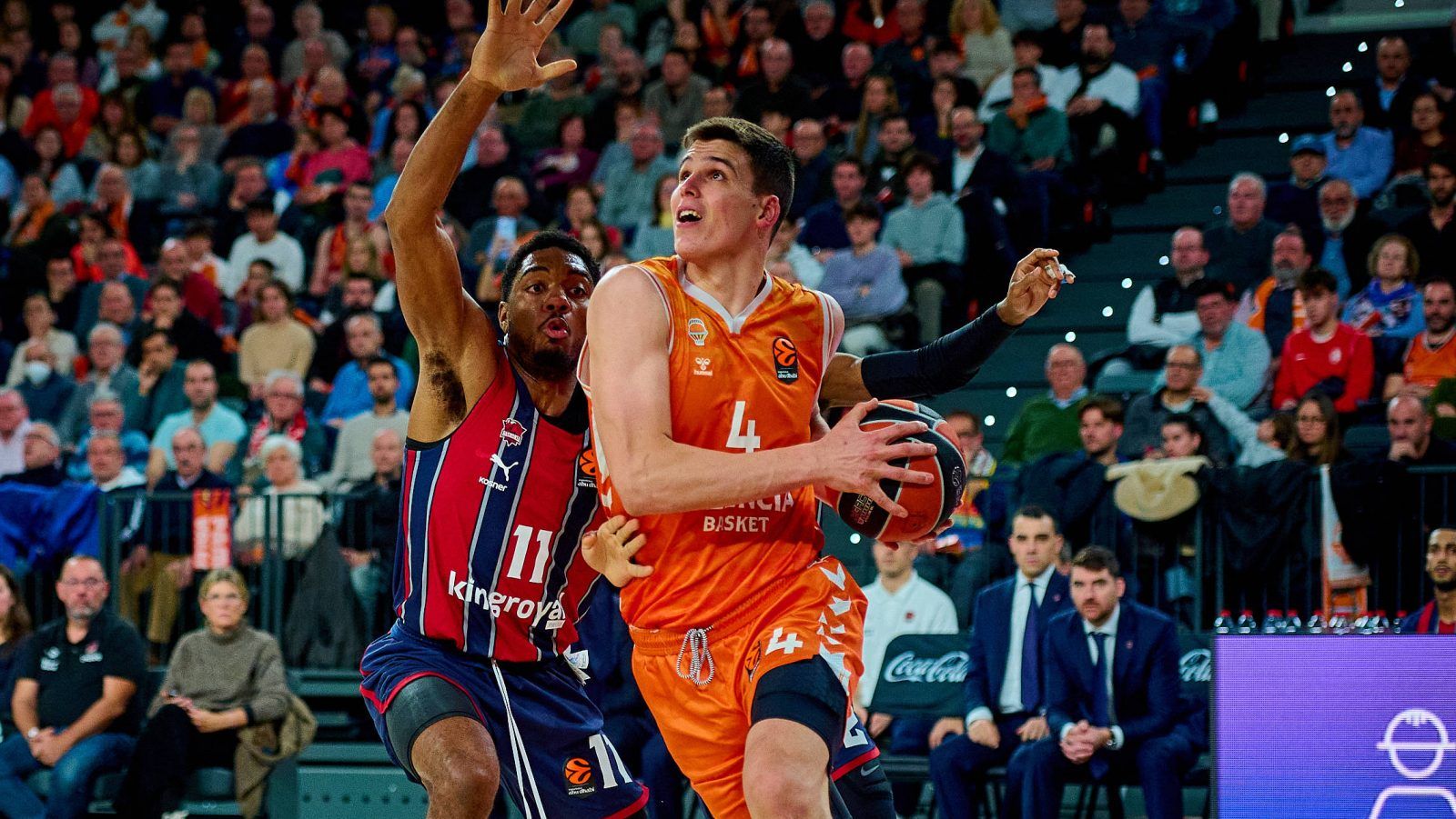 Baskonia - Valencia Basket, resumen y resultado del partido de Euroliga 2025-2026 de baloncesto