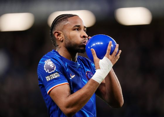 Hola, Nkunku; adiós, Coman