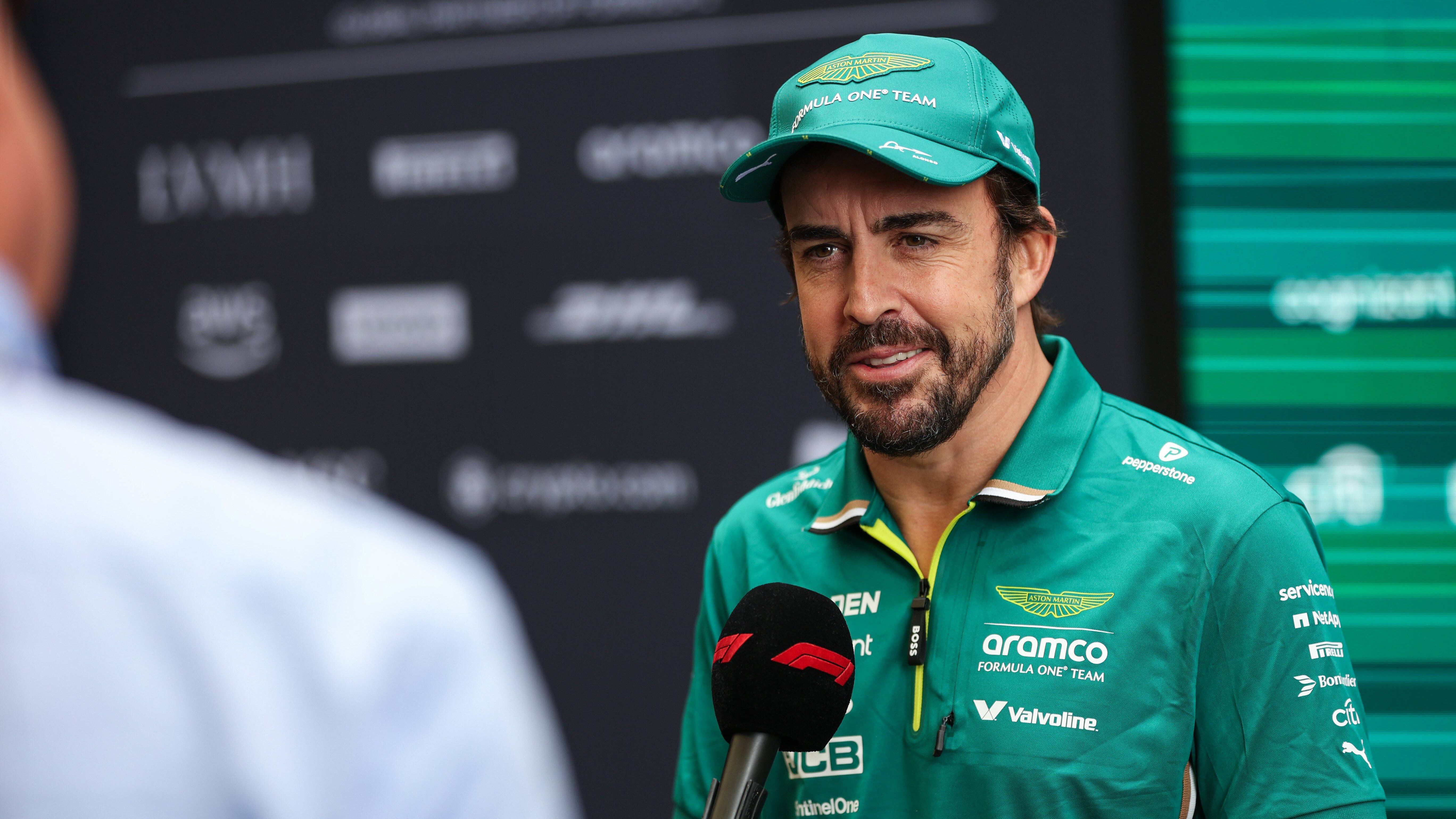 Fernando Alonso apaga la llama en Interlagos: "No espero que por arte de magia seamos competitivos"