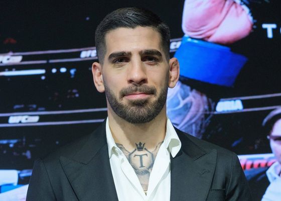 Volkanovski recupera el cinturón del peso ligero y reta a Ilia Topuria