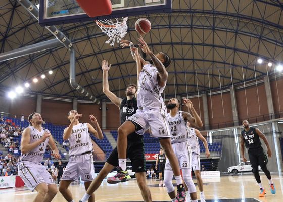 62-56: El Betis Baloncesto vuelve a estrellarse víctima de sí mismo