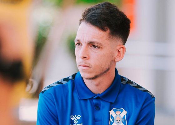 El Deportivo de la Coruña se pelea con un Segunda División por este fichaje